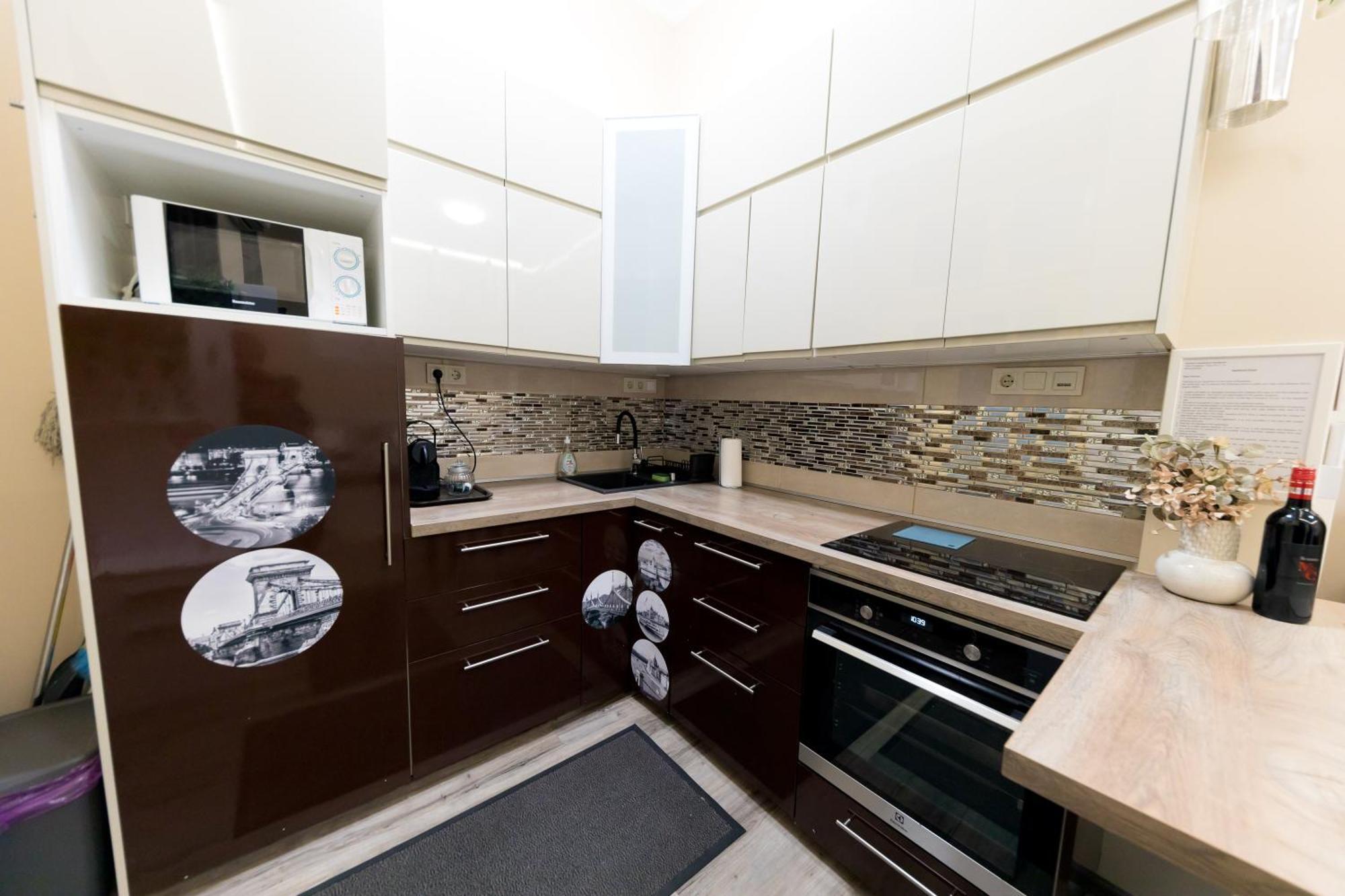 Empirium Apartman Budapest Exteriör bild