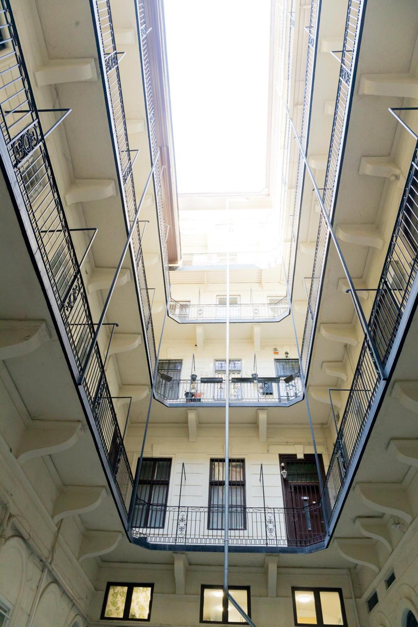 Empirium Apartman Budapest Exteriör bild
